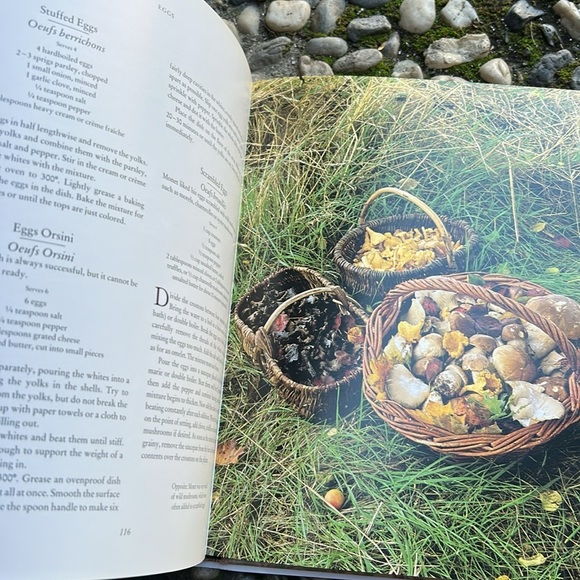 VTG 1989 "Monet's Table: The Cooking Journals of Claude Monet" Hardback Book - Picture 7 of 16